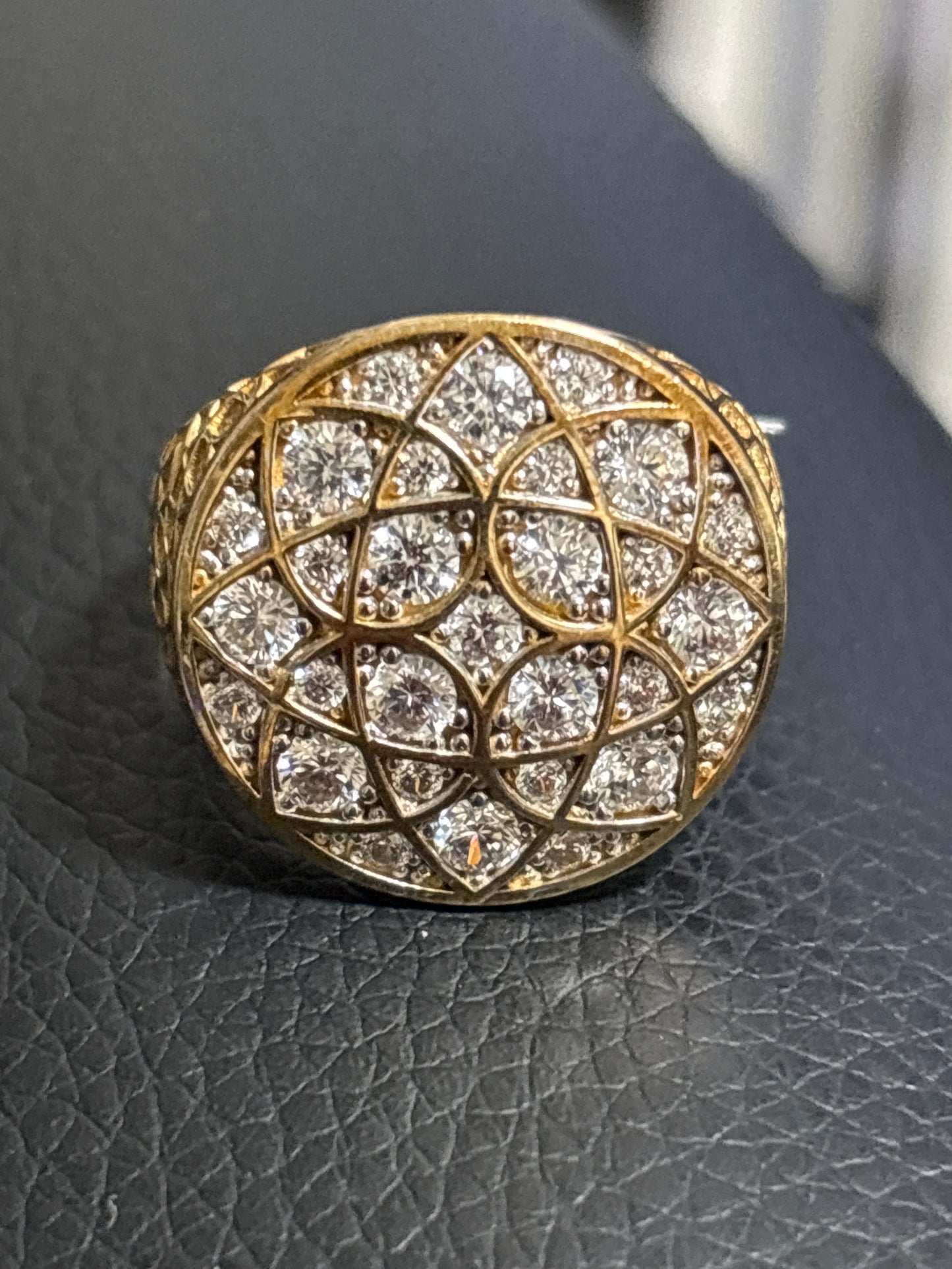 Real 10k gold ring with rosette design, size 10