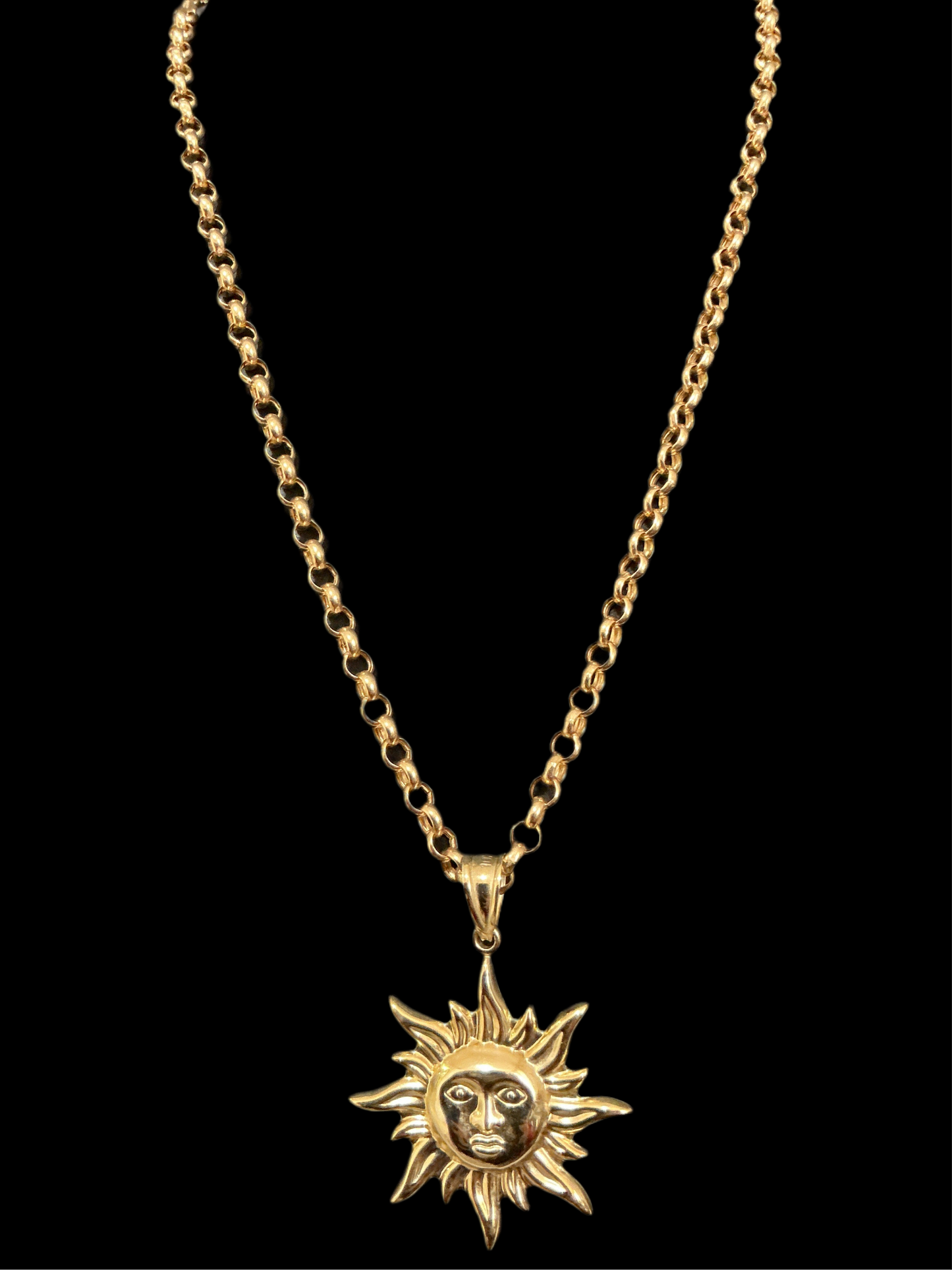 Rolo model chain, size 20, sun charm 5.5mm wide