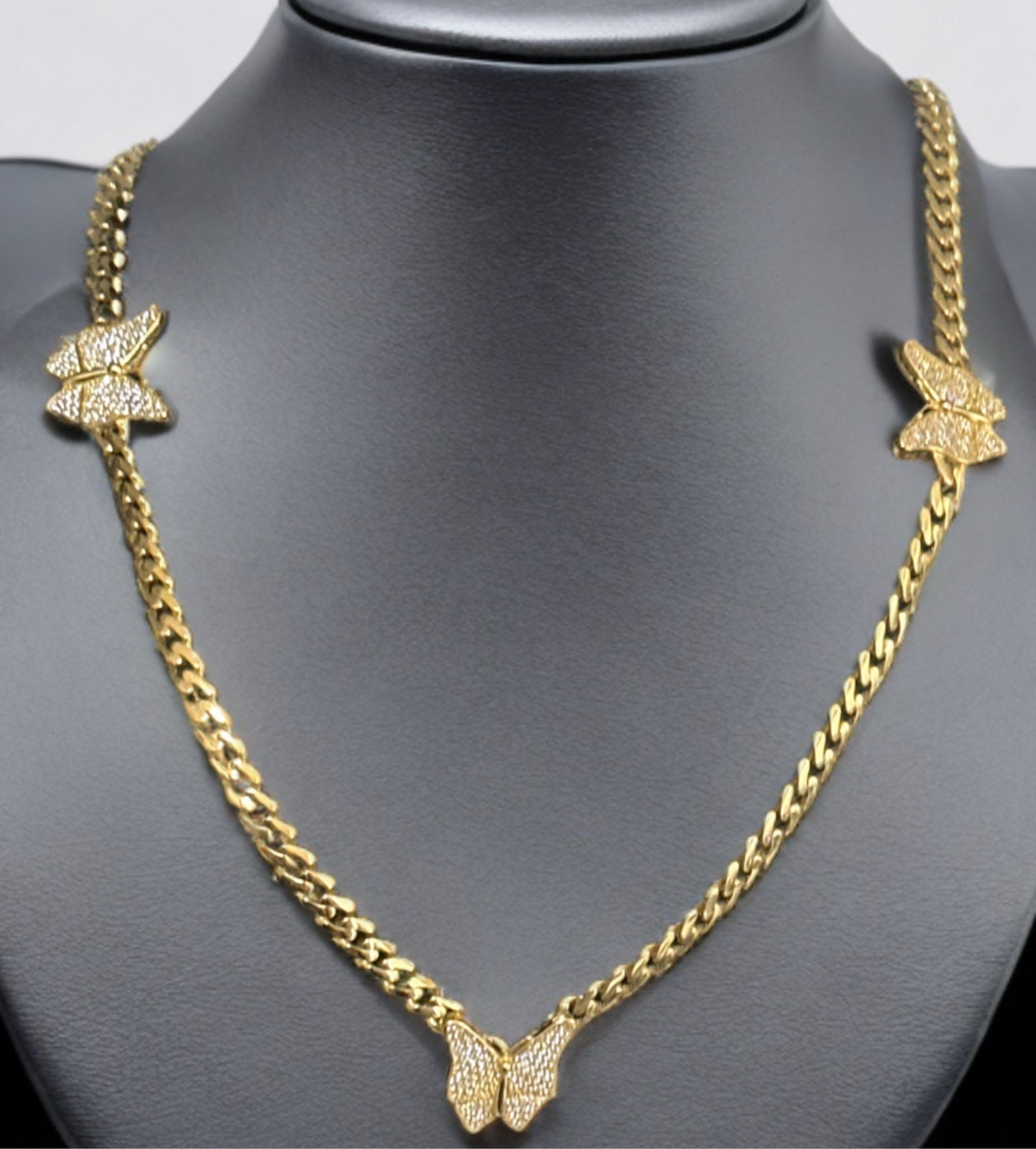 Choker for ladies