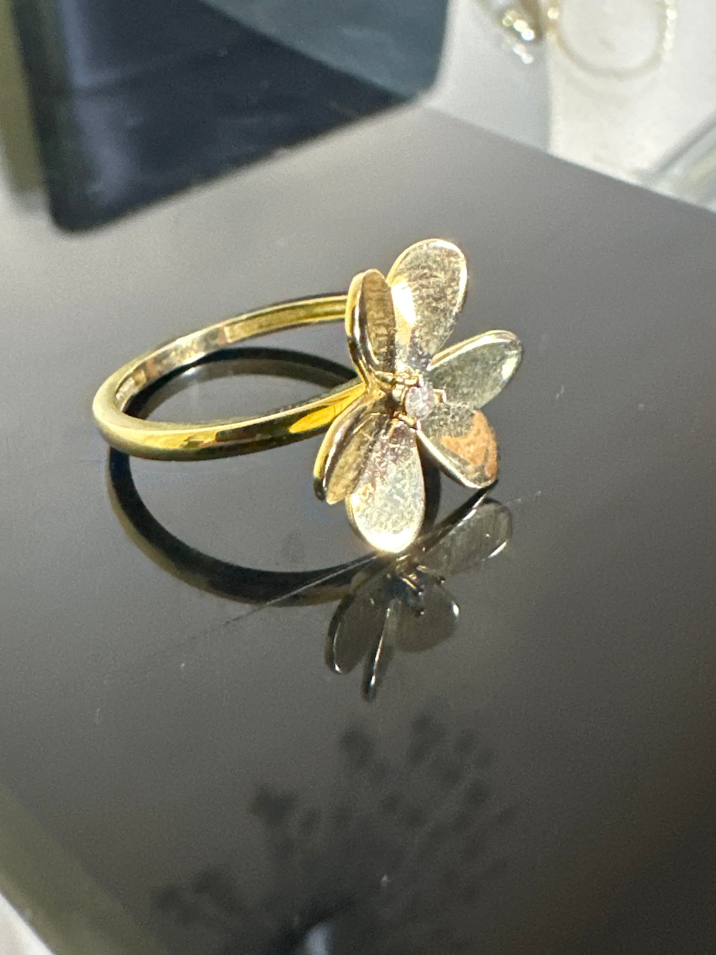 Ring
