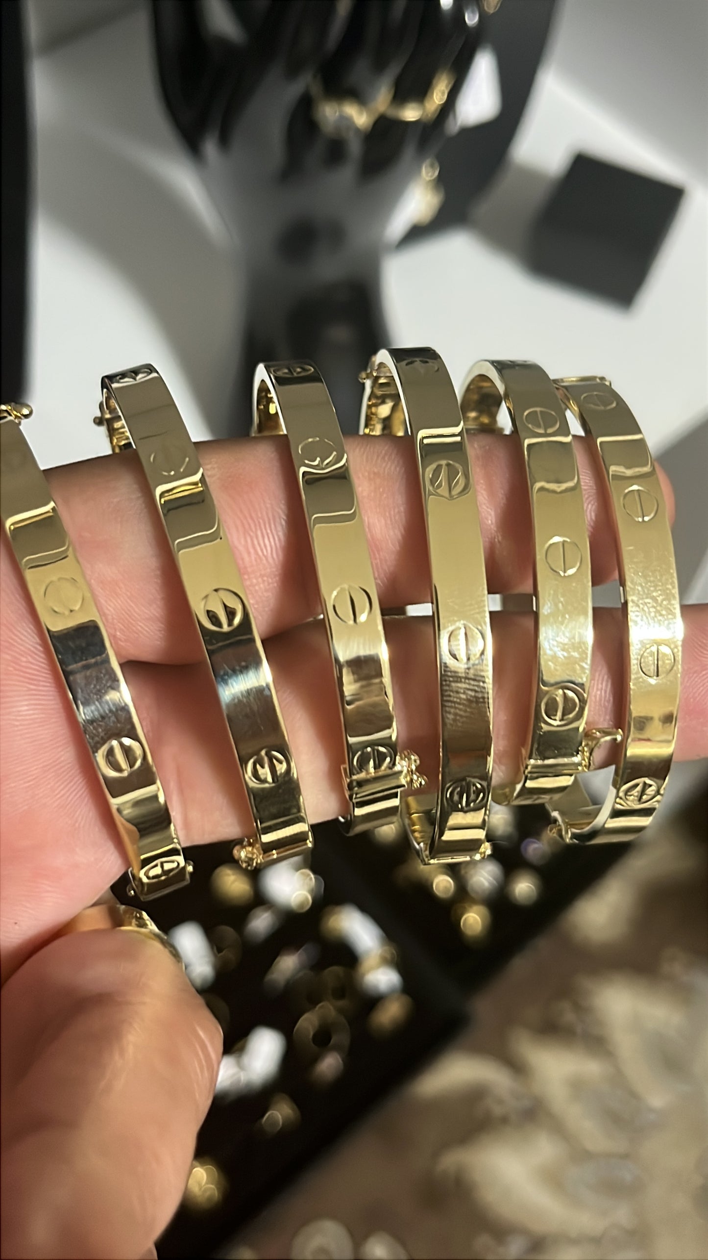 Gold slaves 10k size 8