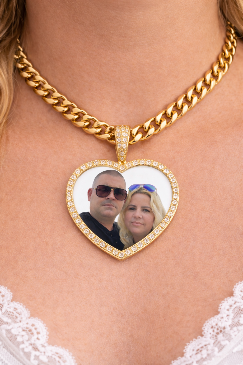 Personalized charms with photo inside 10k real