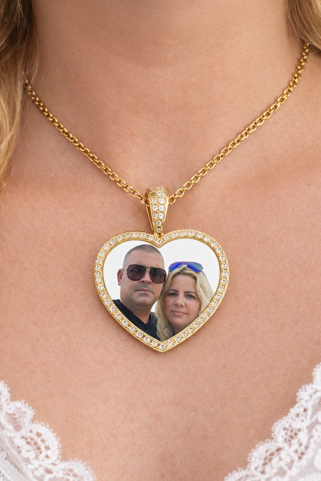 Personalized charms with photo inside 10k real