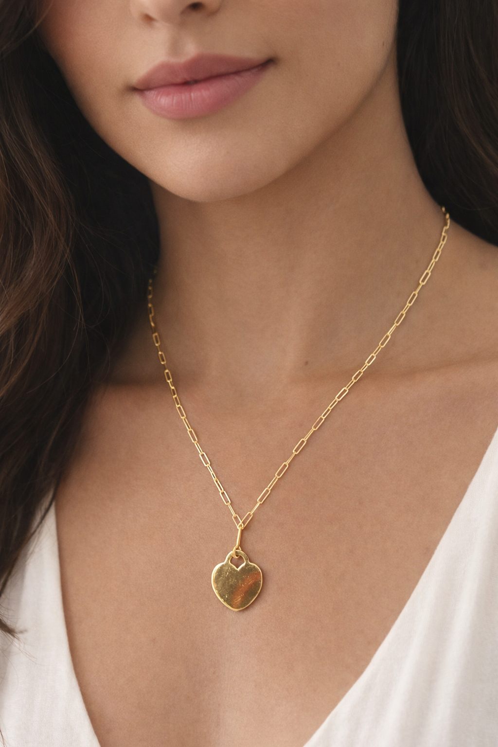 Beautiful real 10k gold chain with heart charm size 18