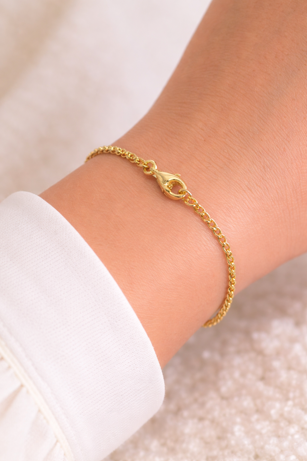 Beautiful gold roll bracelet 10k real size 7 2 mm wide