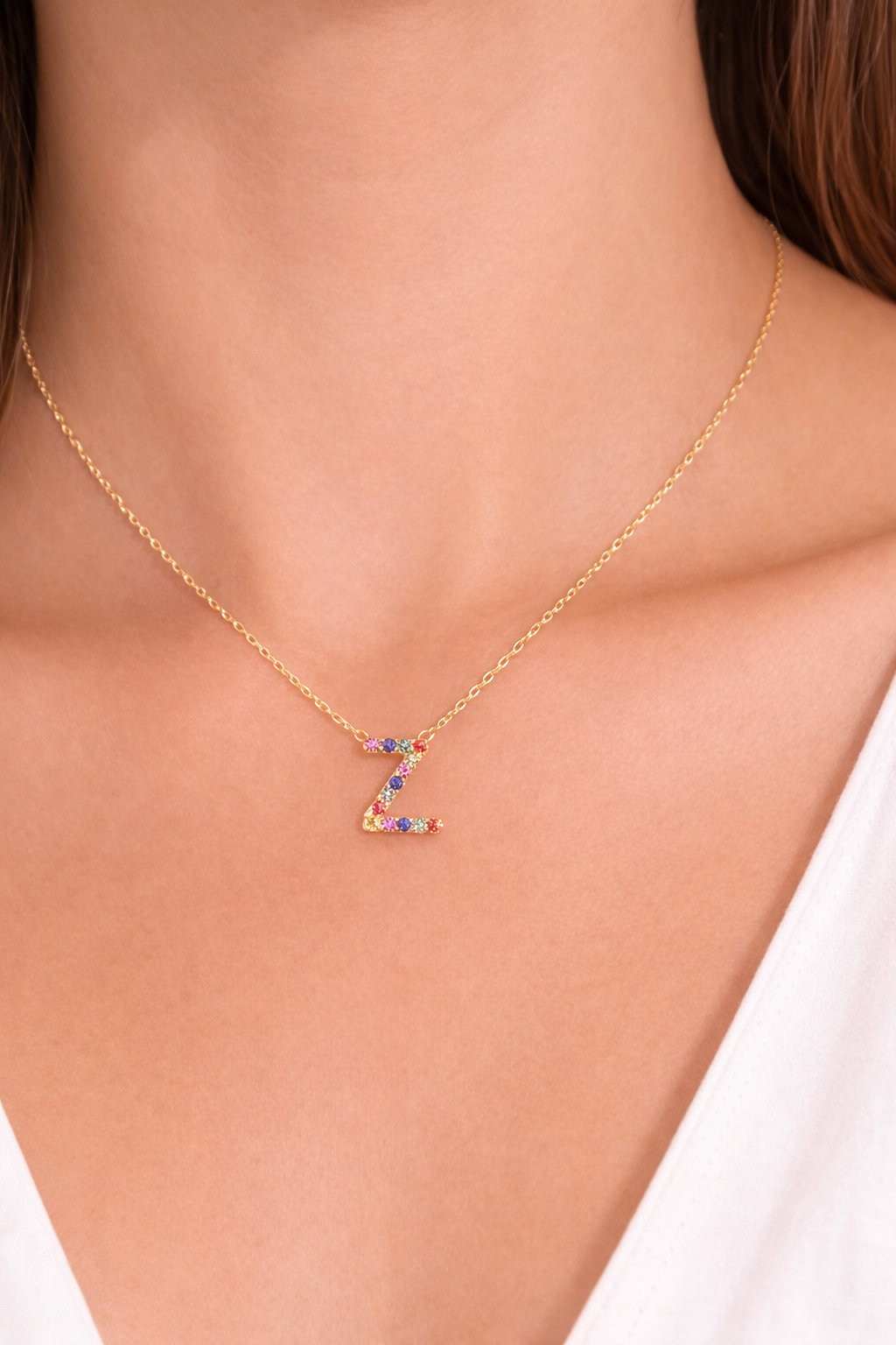 Beautiful chain for lady with initial z with sapphire stones of natural gold colors 18k  real size 18